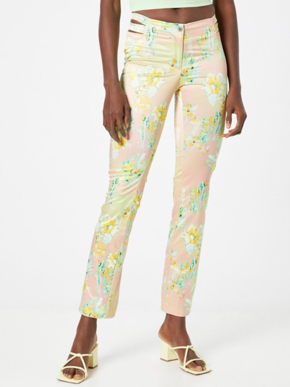 NWT Weekday Zadie Printed Trousers Size 6